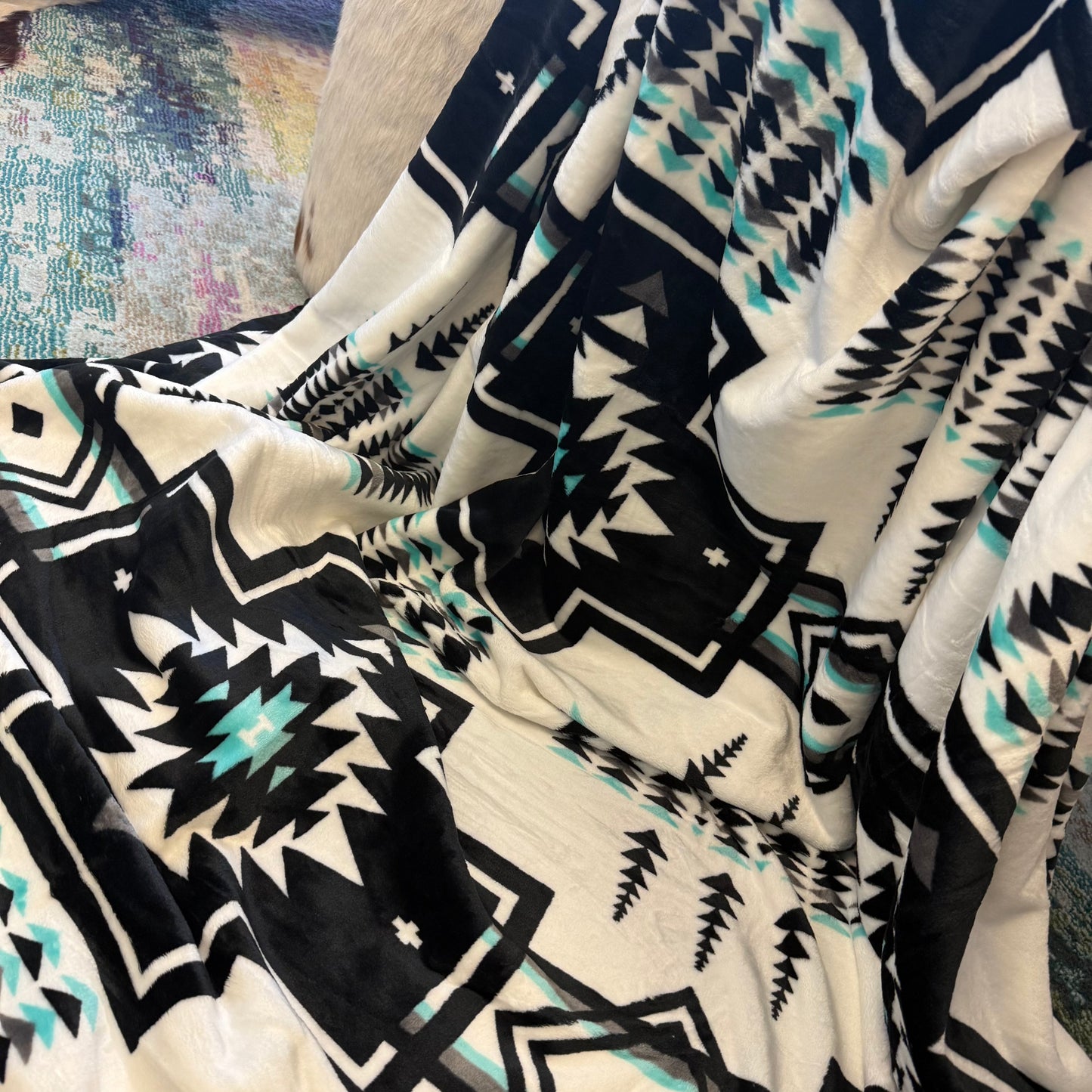 Wren Oversized Throw Blanket
