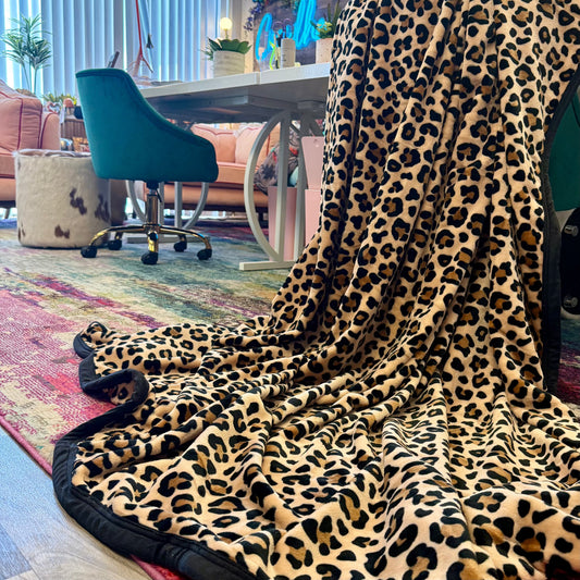 Kai Oversized Throw Blanket