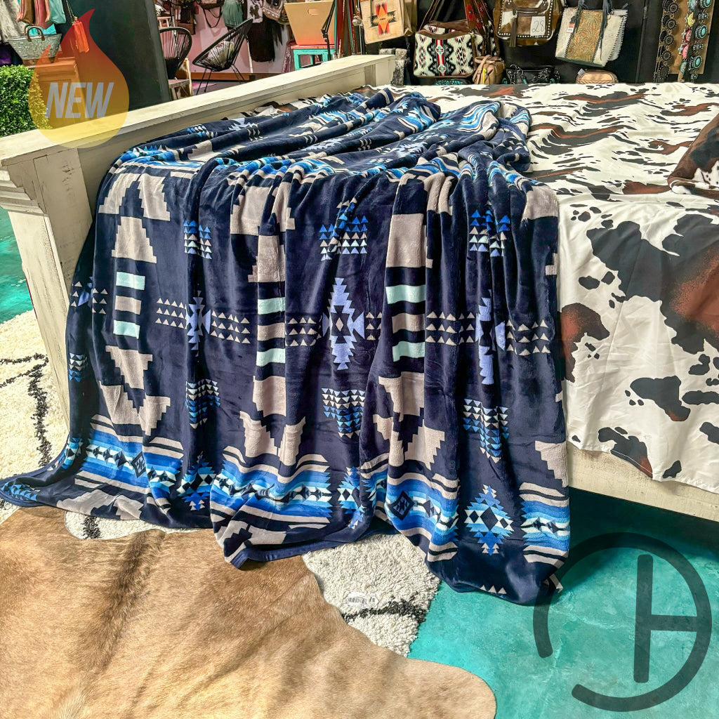 Alph Oversized Throw Blanket