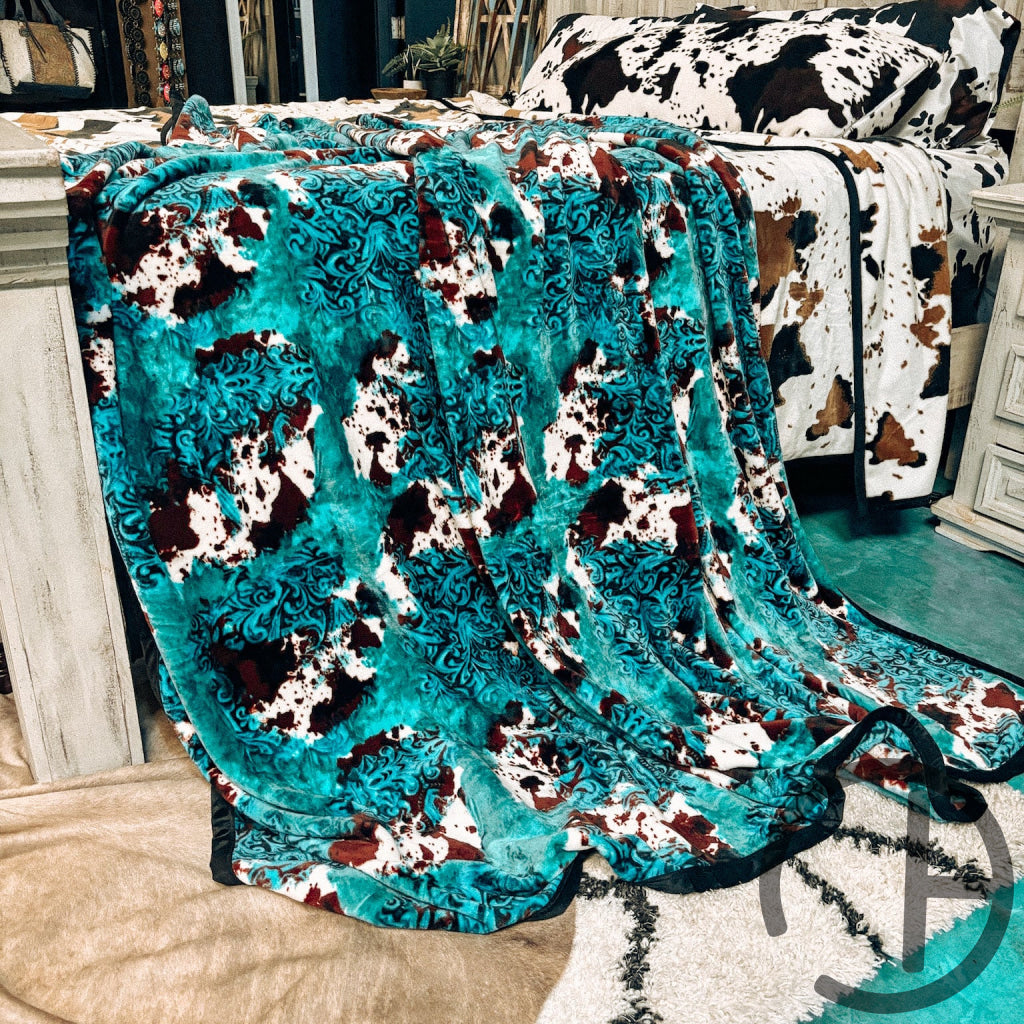 Amber Acres Oversized Throw Blanket