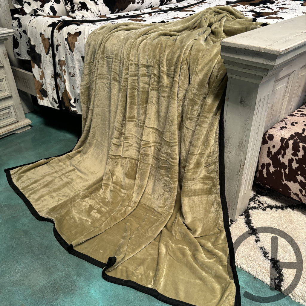 Olive Oversized Throw Blanket