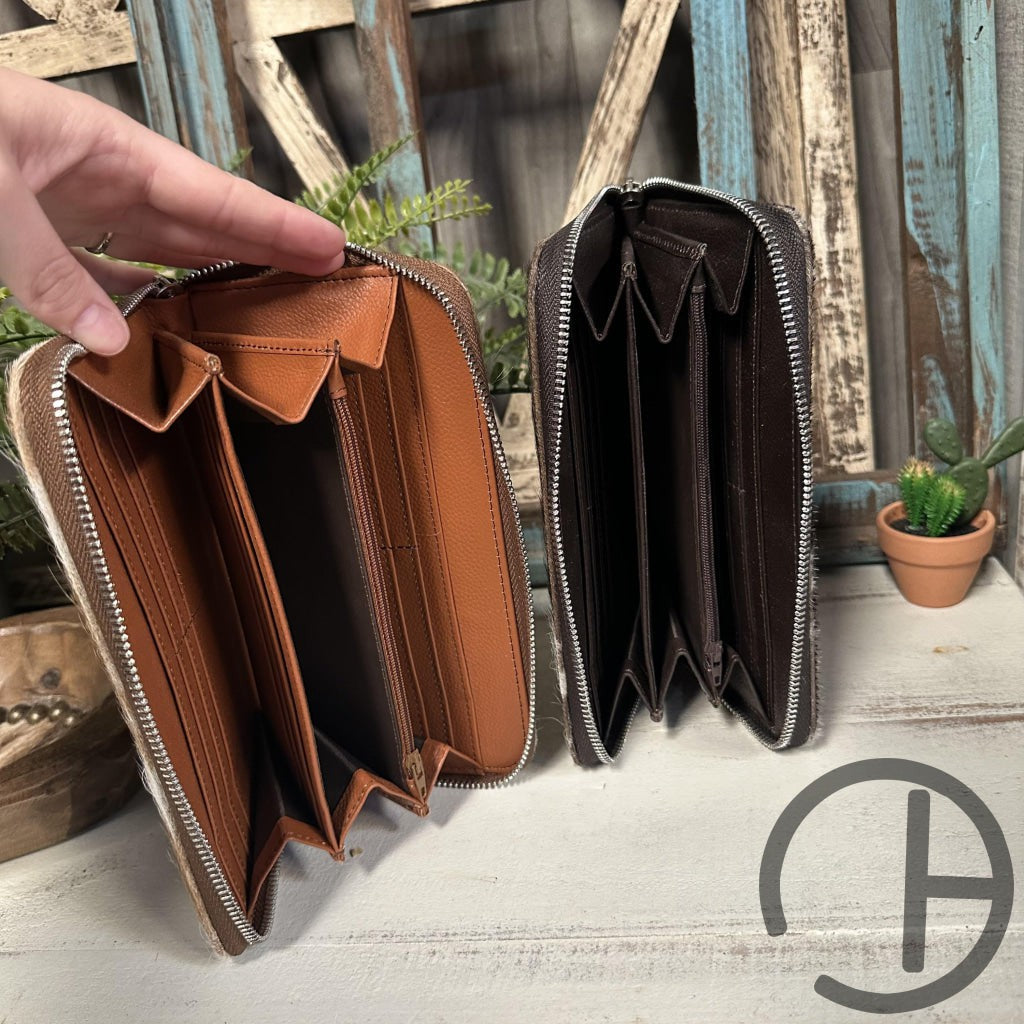 Cowhide Pocket Zip Wallet