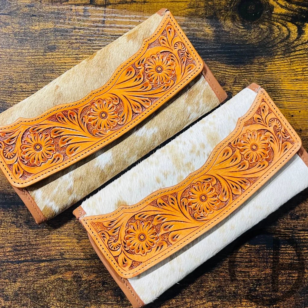 Cowhide Tooled Wl Wallet