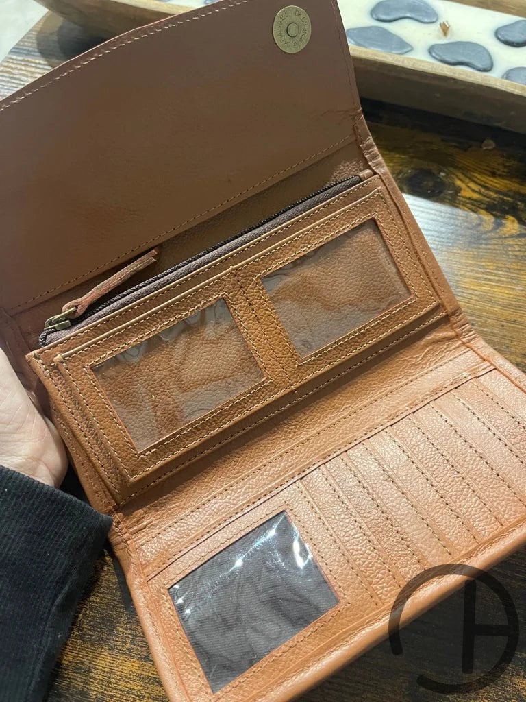 Cowhide Tooled Wl Wallet