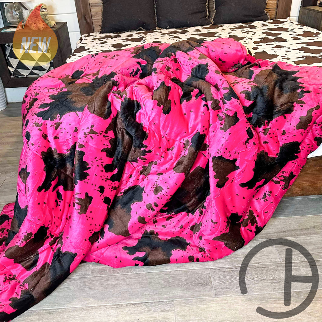 Jumbo Sherpa Pink Moo Blanket Throw - Soft And Cozy 88X90 Inches