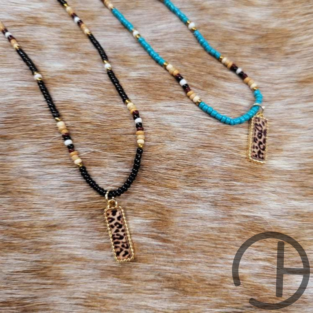 Leopard Bar Bead Choker