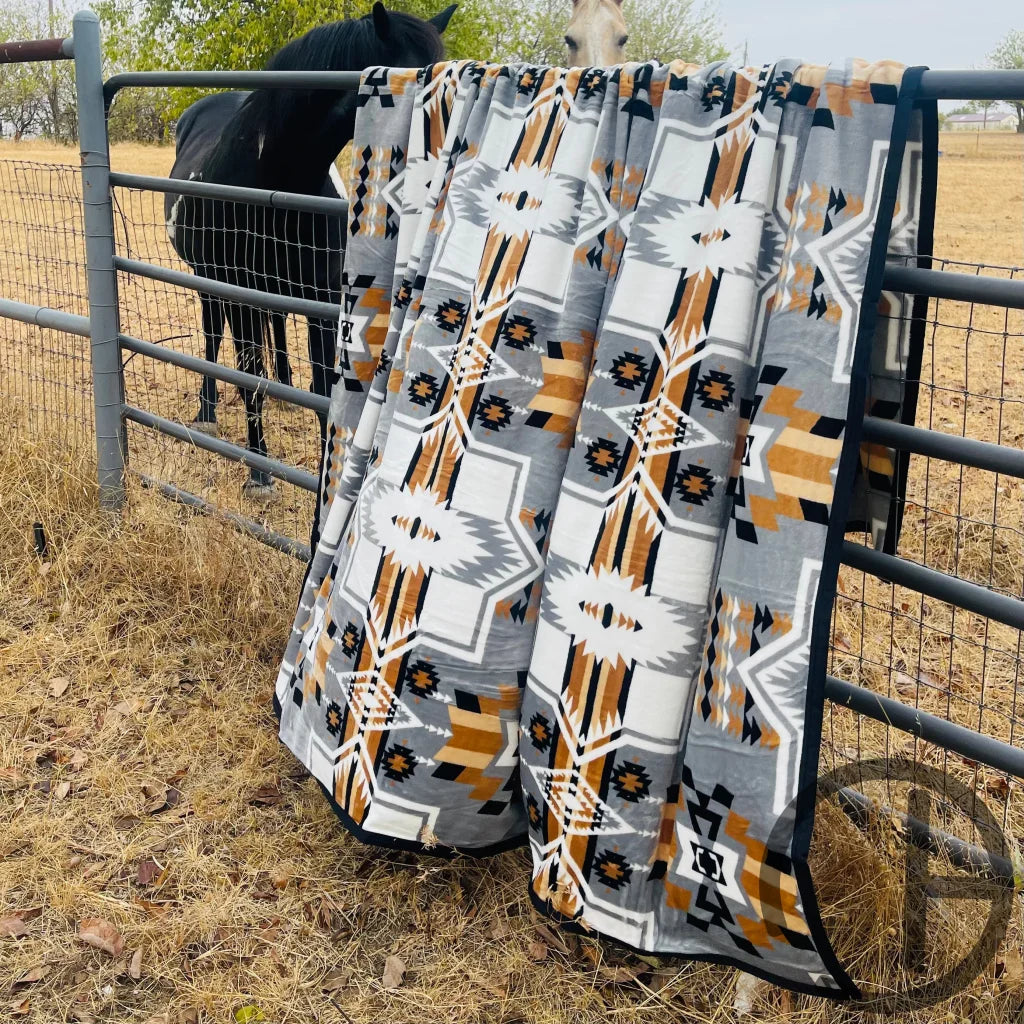 Lupin Oversized Throw Blanket