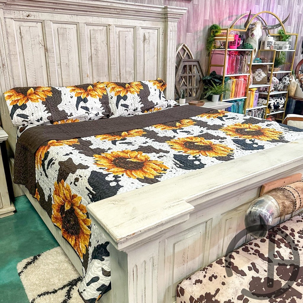 Lydia Quilt 3 Piece Bed Set