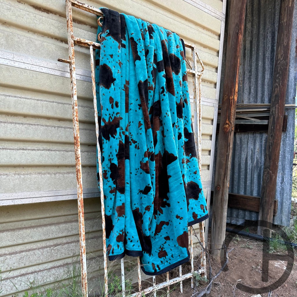 Teal Moo Cow Oversized Throw Blanke