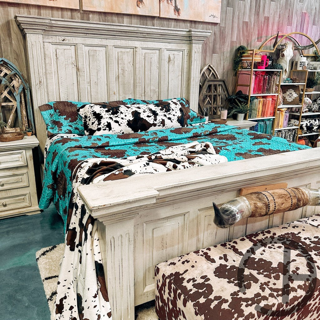 Teal Moo Quilt 3 Piece Bed Set