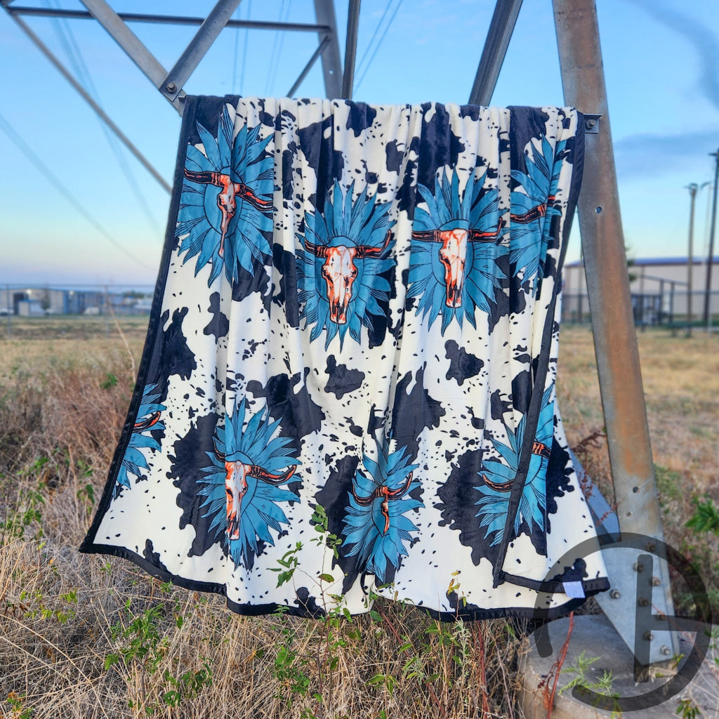 Teal Steer Flower Oversized Throw Blanket