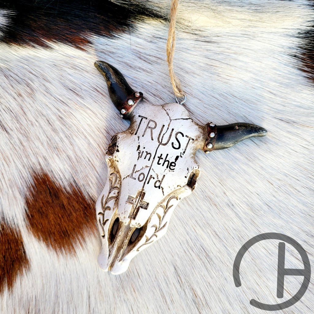 Trust Steer Ornament Mirror Charm