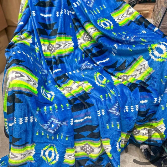 Tyler Oversized Throw Blanket